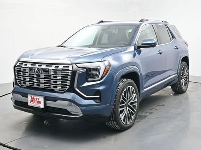 New 2026 GMC Terrain Denali w/ LPO, Black Badging Package