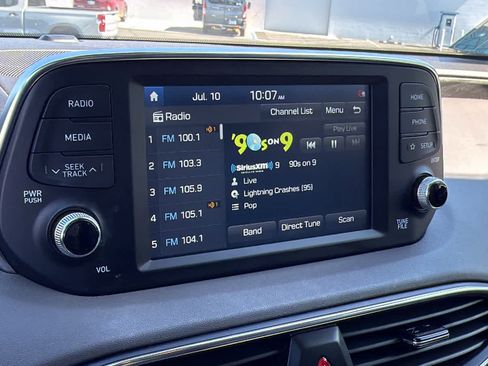Used 2020 Hyundai Santa Fe SEL w/ Convenience Package FWD image 15