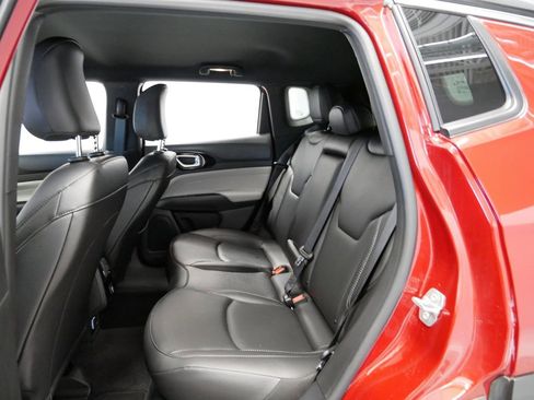 New 2025 Jeep Compass Limited image 8