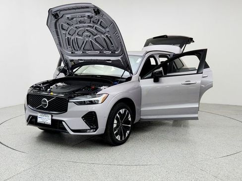 New 2026 Volvo XC60 B5 Plus w/ Protection Package Premier image 9
