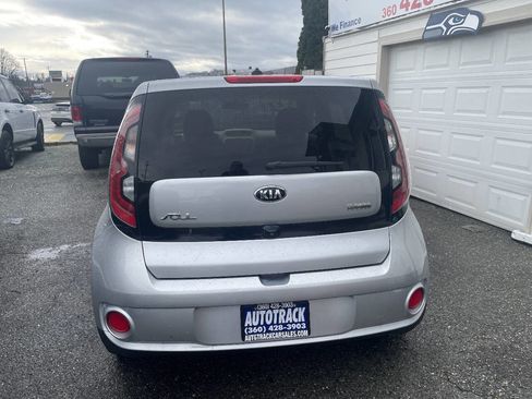 Used 2016 Kia Soul EV image 4