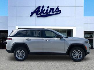 New 2025 Jeep Grand Cherokee Laredo X video 1