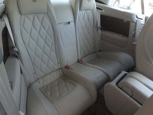 Used 2014 Bentley Continental GT image 14