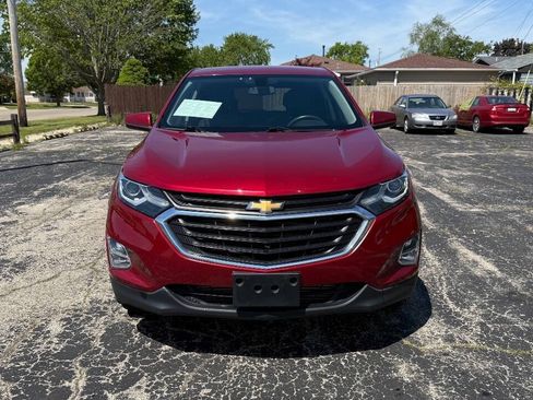 Used 2019 Chevrolet Equinox LT FWD image 2