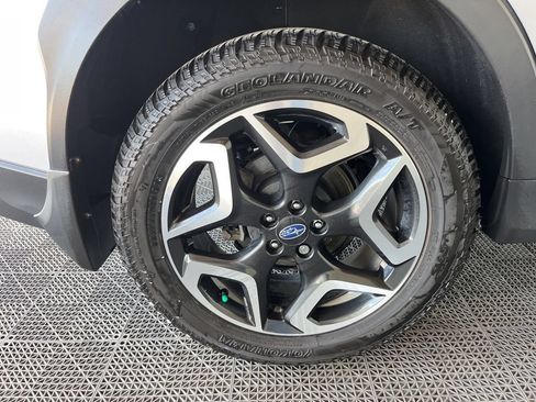 Used 2019 Subaru Crosstrek 2.0i Limited w/ Moonroof Package w/Navigation AWD/4WD image 27