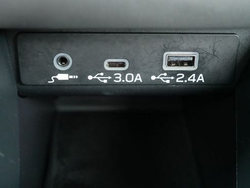 Used 2024 Subaru Legacy Premium AWD/4WD image 32