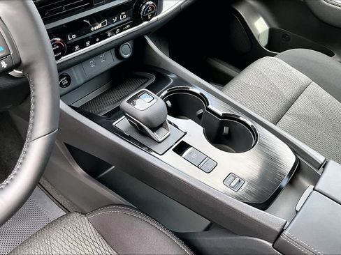 New 2026 Nissan Rogue SV FWD image 7