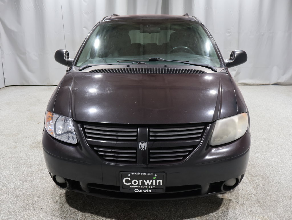 Used 2005 Dodge Grand Caravan SXT FWD image 12
