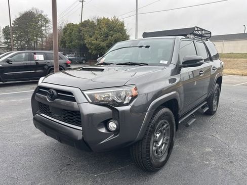 Certified 2020 Toyota 4Runner Venture w/ Moonroof Package image 25
