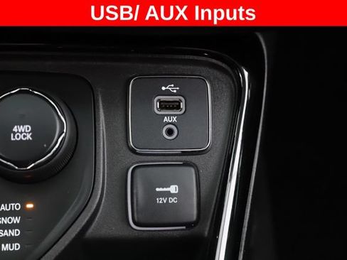 Used 2018 Jeep Compass Limited w/ Navigation Group AWD/4WD image 26