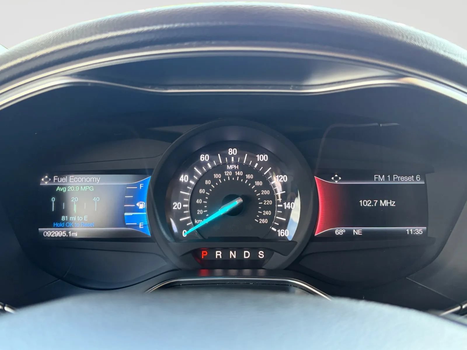 Used 2017 Ford Fusion SE w/ Fusion SE Technology Package FWD image 30