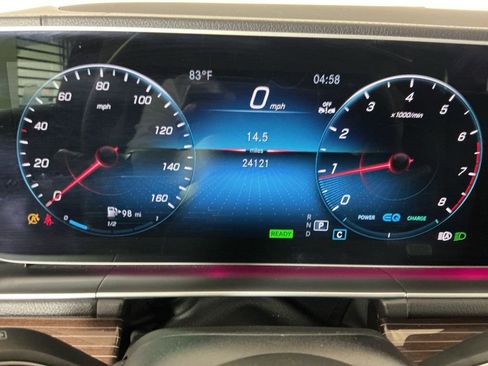 Used 2023 Mercedes-Benz GLS 450 4MATIC image 10