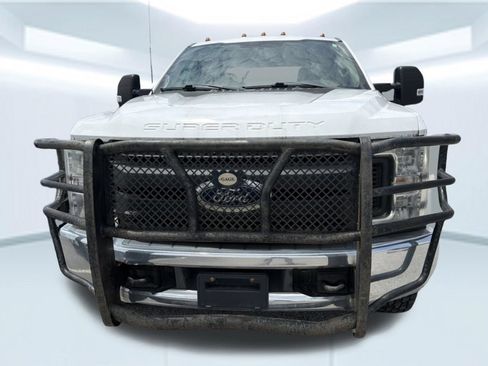 Used 2017 Ford F350 XL w/ Power Equipment Group AWD/4WD image 8