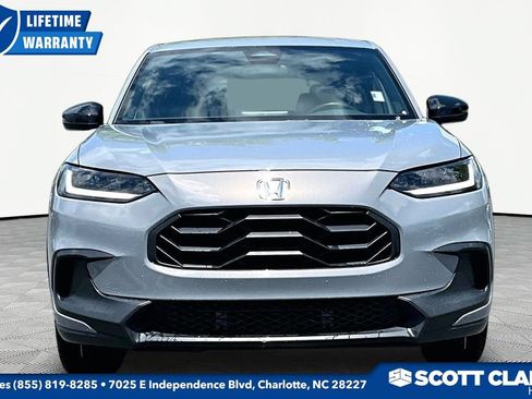 Used 2024 Honda HR-V Sport image 2