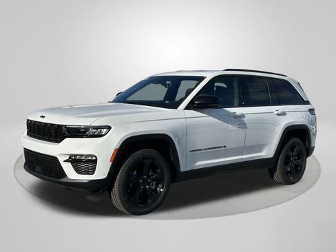 New 2025 Jeep Grand Cherokee Limited w/ Luxury Tech Group II image 2