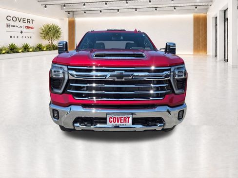 Used 2024 Chevrolet Silverado 3500 LTZ w/ LTZ Convenience Package AWD/4WD image 3