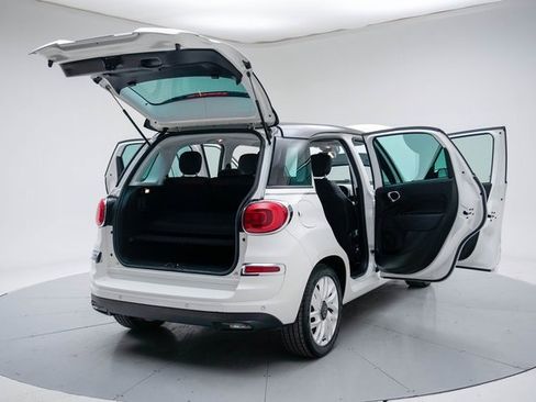 Used 2020 FIAT 500L Lounge image 21