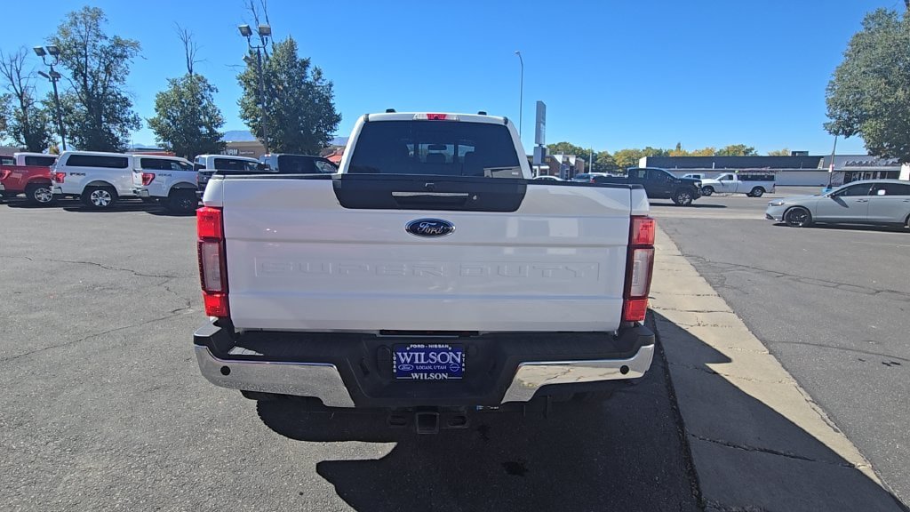 Used 2021 Ford F450 Platinum w/ FX4 Off-Road Package AWD/4WD image 6