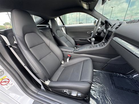 New 2025 Porsche 718 Cayman image 28