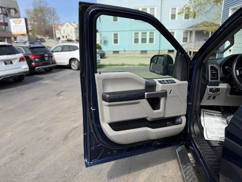 Used 2020 Ford F150 XLT w/ Equipment Group 302A Luxury AWD/4WD image 32