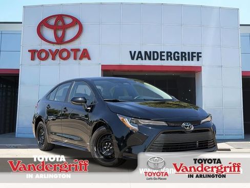 Used 2026 Toyota Corolla LE FWD image 1