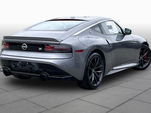 Used 2024 Nissan Z Performance w/ Floor Mat Package RWD image 12