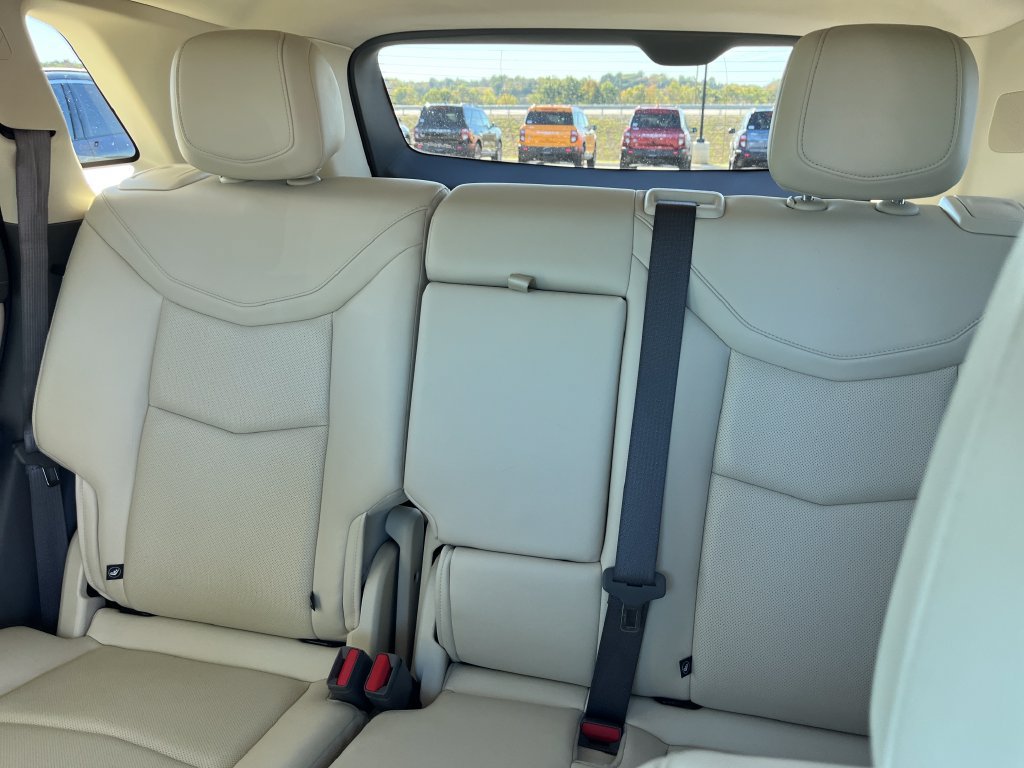 Used 2022 Cadillac XT5 Premium Luxury AWD/4WD image 15