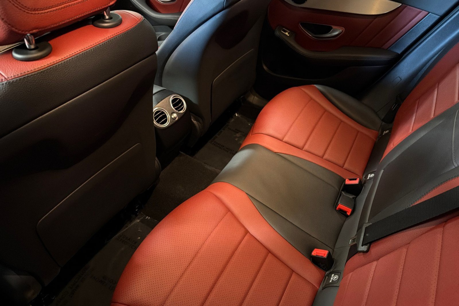 Used 2022 Mercedes-Benz GLC 300 image 11