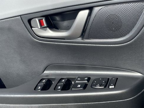 Certified 2021 Hyundai Kona Ultimate w/ Cargo Package image 20