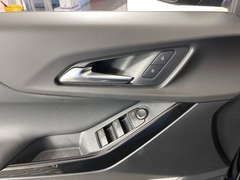 New 2026 Chevrolet Equinox LT image 23