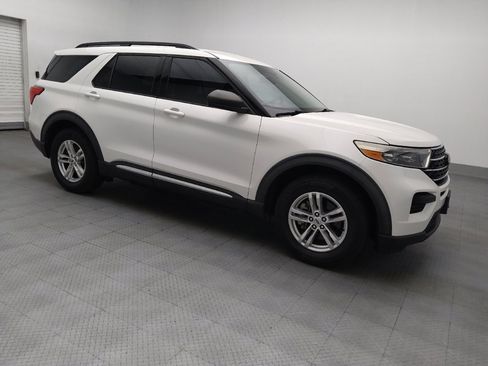 Used 2020 Ford Explorer XLT RWD image 11