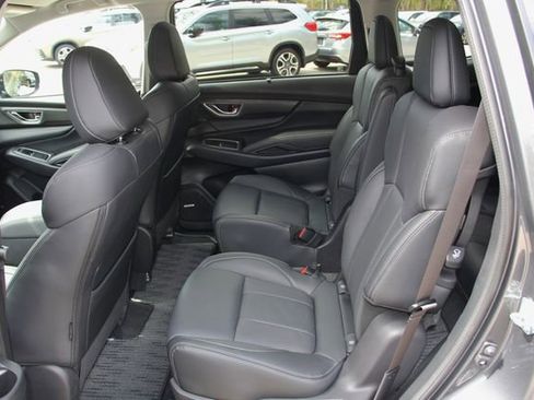 Used 2025 Subaru Ascent Limited AWD/4WD image 32
