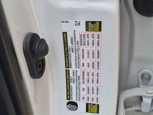 Used 2024 Toyota RAV4 LE FWD image 15