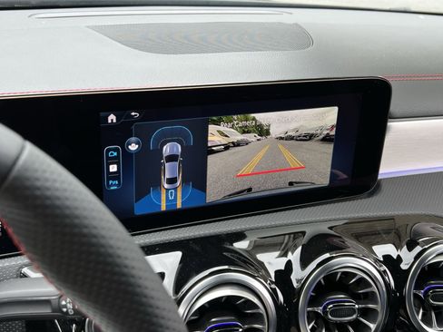 Certified 2025 Mercedes-Benz CLA 250 4MATIC image 17