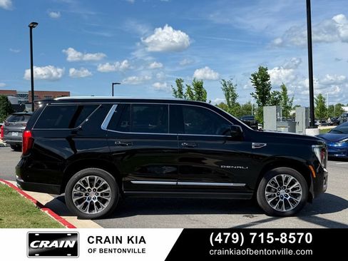 Used 2026 GMC Yukon Denali w/ Sun & Power Step Package AWD/4WD image 8