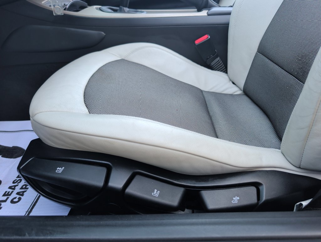 Used 2003 BMW Z4 2.5i RWD image 11