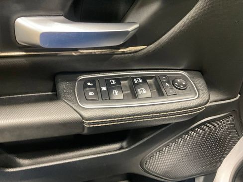 Used 2019 RAM 1500 Sport w/ Level 2 Equipment Group AWD/4WD image 8