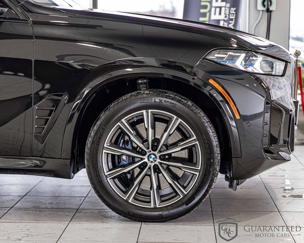 Used 2025 BMW X5 M60i w/ Climate Comfort Package AWD/4WD image 11