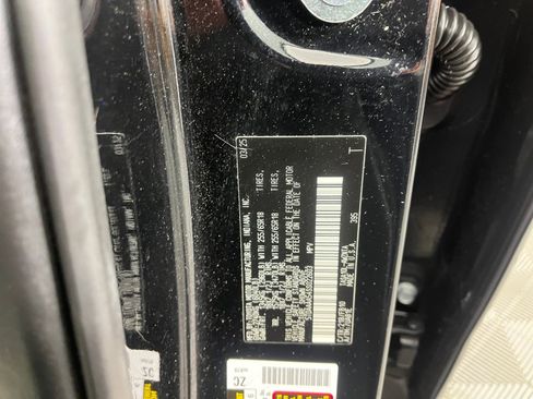 Used 2025 Toyota Grand Highlander FWD image 39