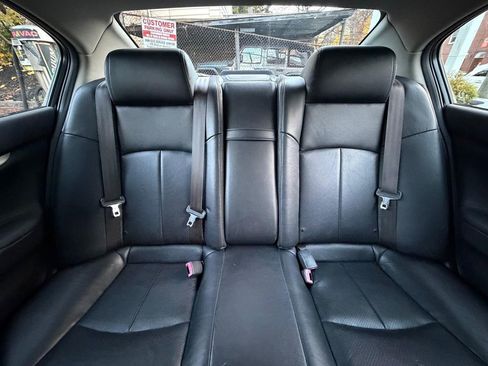 Used 2013 INFINITI G37 x w/ Premium Pkg image 19