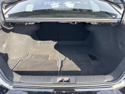 Used 2023 Nissan Sentra SR w/ SR Premium Package image 21