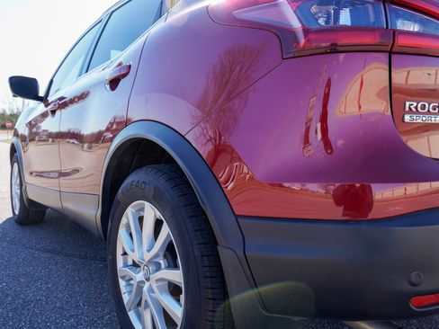 Used 2022 Nissan Rogue Sport SV w/ Technology Package image 30