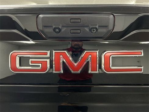 Certified 2024 GMC Sierra 2500 AT4 w/ AT4 Premium Plus Package image 32