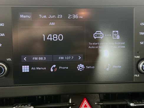 Used 2025 Kia Sportage LX FWD image 19