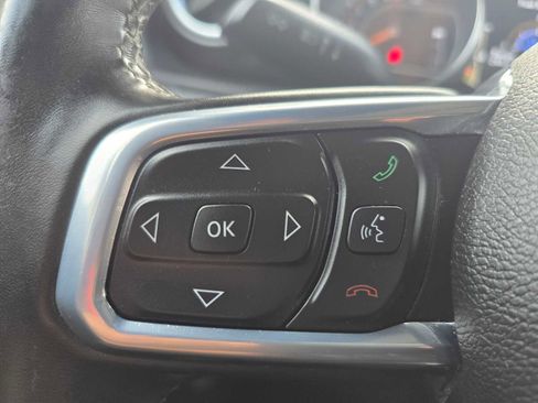 Used 2021 Jeep Wrangler Unlimited Sahara image 32