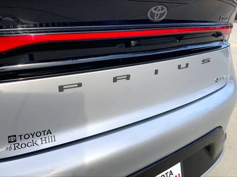 Used 2024 Toyota Prius Limited image 30