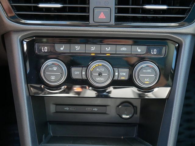 Certified 2024 Volkswagen Taos SE AWD/4WD image 30
