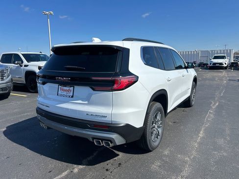 New 2026 GMC Acadia Elevation image 10
