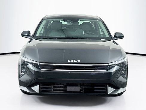 Used 2025 Kia K4 FWD image 2