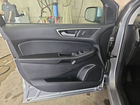 Used 2023 Ford Edge SEL AWD/4WD image 25